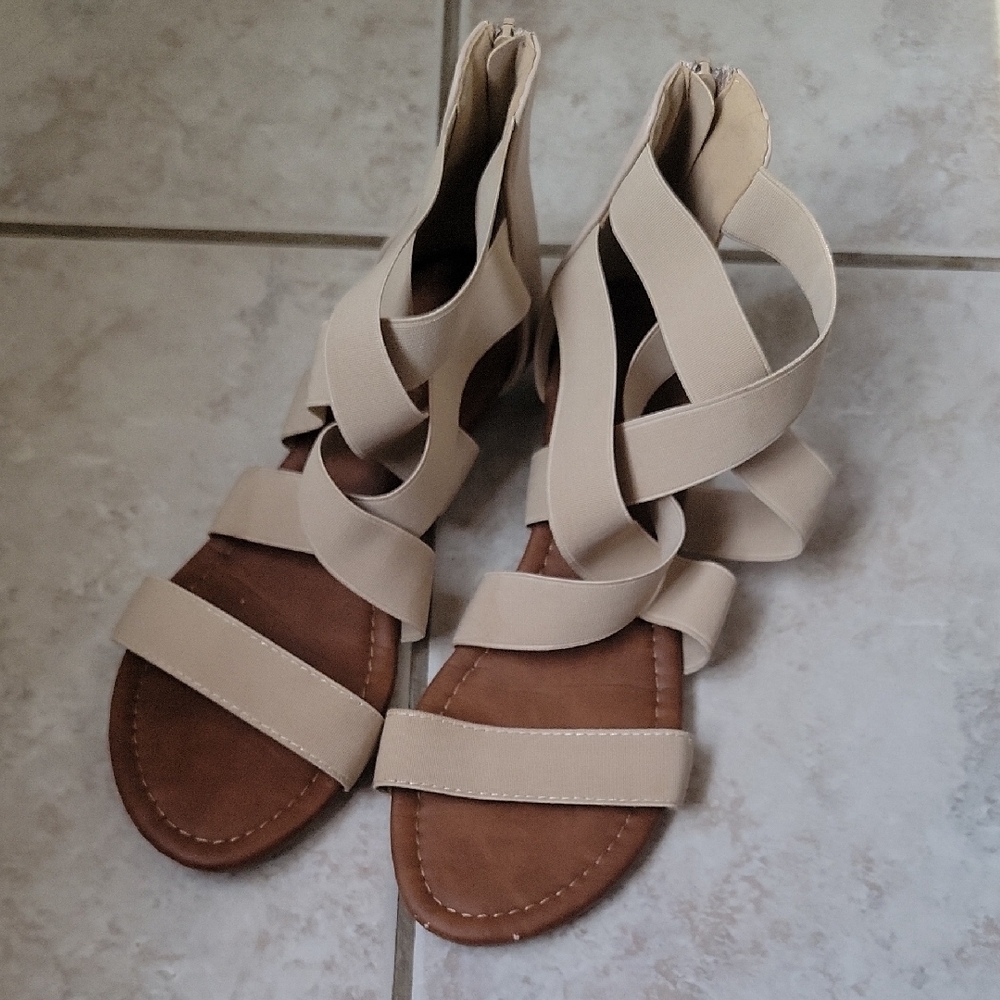 Elegant Beige Strappy Sandals
